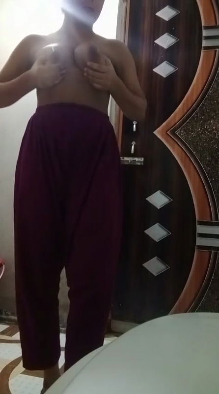 Horny Bengali Babe Masturbating Hard Using Many Things 2