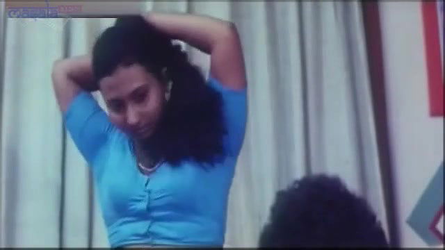 Roshini Bedroom Sex 4