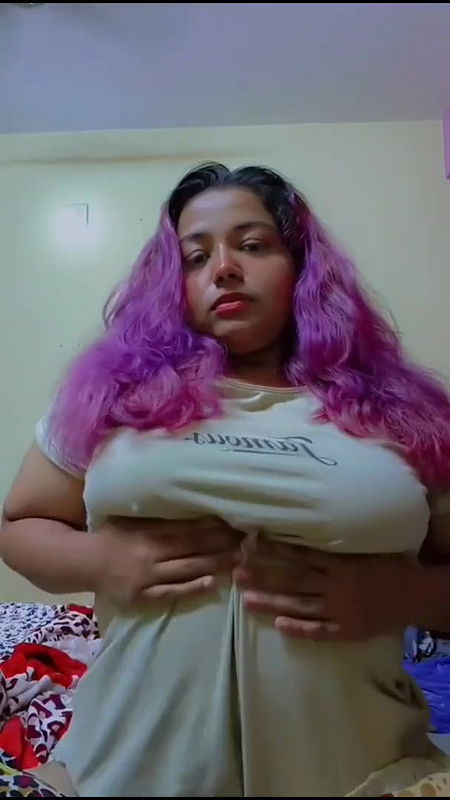 Sexy Indian Horny Girl Showing