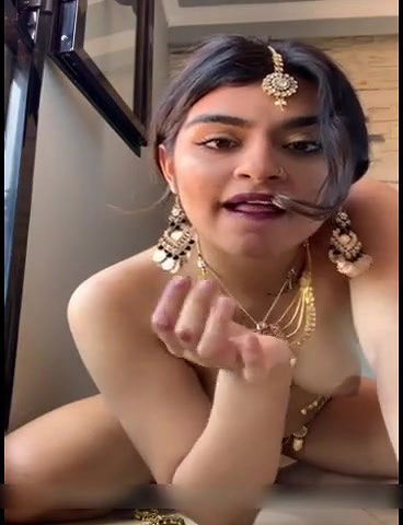 hot girl pussy fingering