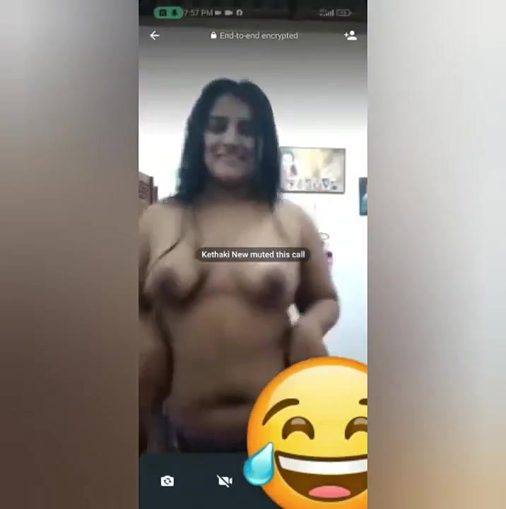 Lankan Sexy Girl Showing Big Boobs Hard Doggy Style Fucking Moaning
