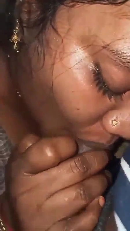 Desi bhabhi blowjob boyfriend Dick video clip 1