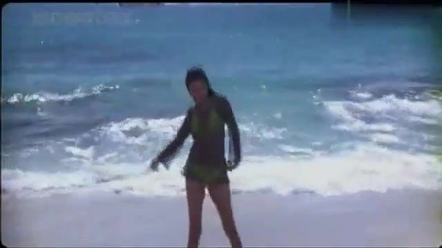 Sapna Hot Bikini Song Boobs Kiss 2
