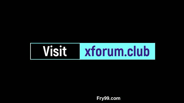 Sapna in Bikini-Deep CleavagePussyCrack-Pyasi Haiwan