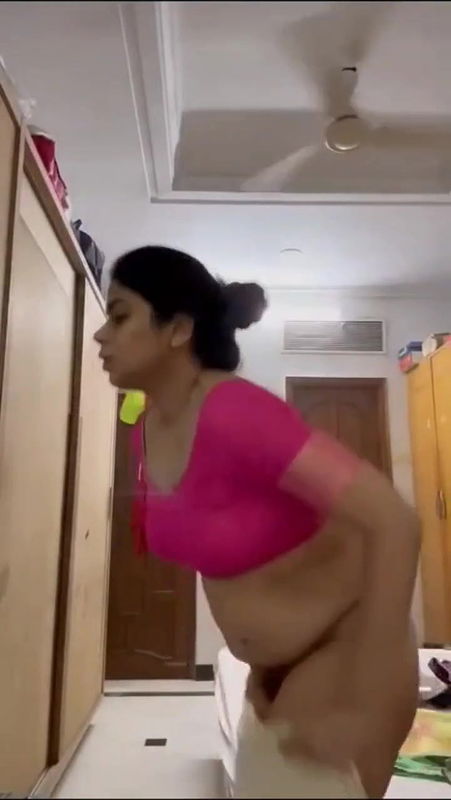 Marathi Girl Showing