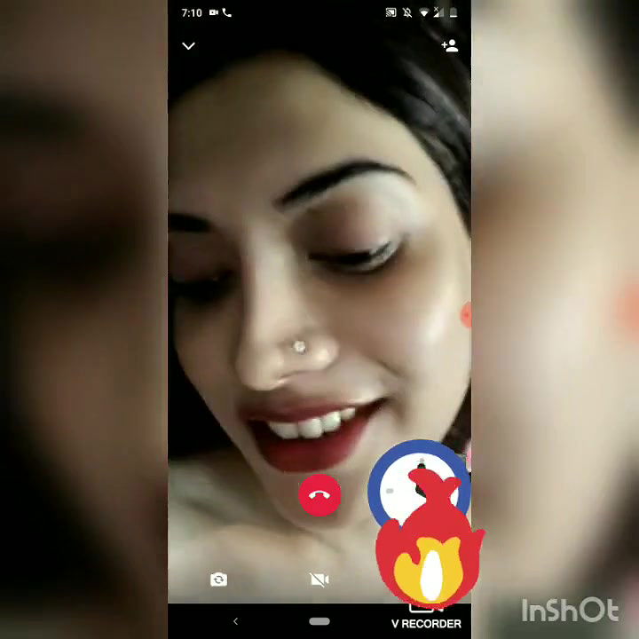 Sexy Indian GF selfie nude MMS