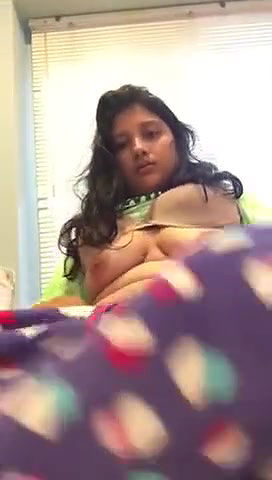 Desi girl fingering