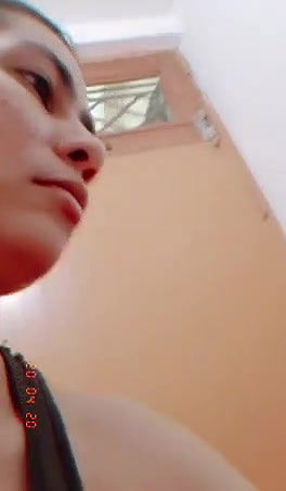 Hot girl nude MMS video to make you horny