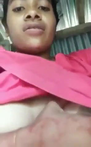 Bangla GF exposing her assets on selfie