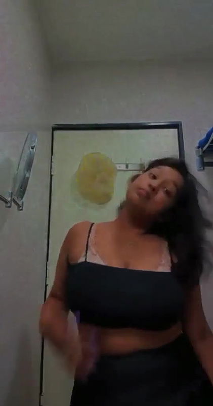 Cute chubby desi girlfriend showing her big tits