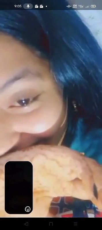 Beautiful Bhabhi Showing