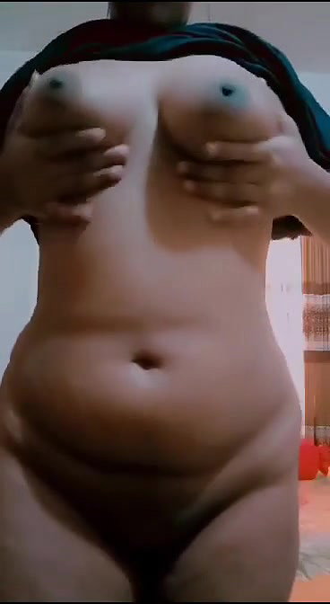 Beautiful Wife Nude Showing