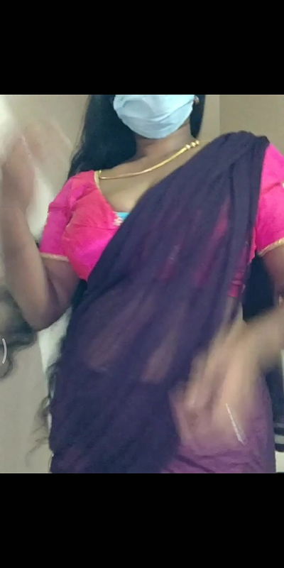 Hot Navel stretch marks Aunty