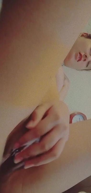 paki babe fingering1