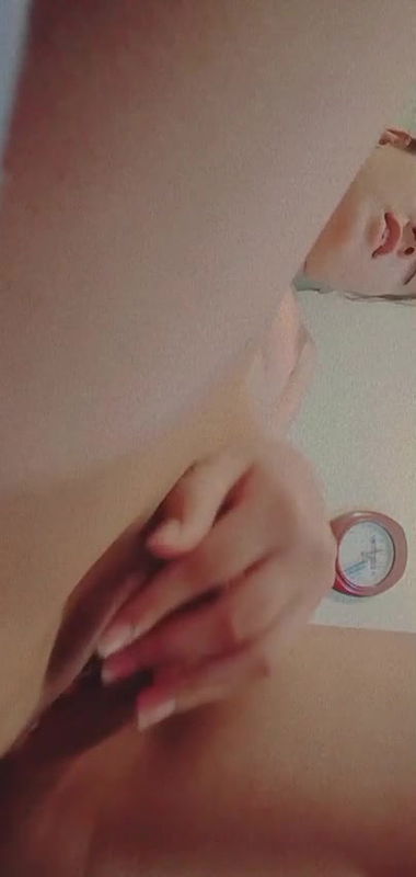 paki babe fingering1