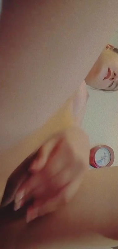 paki babe fingering1