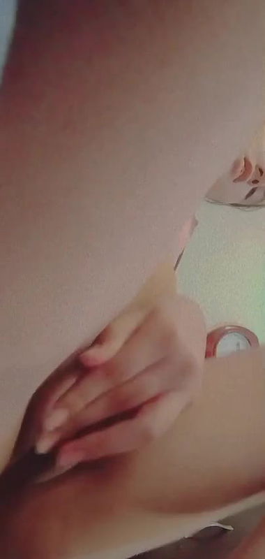 paki babe fingering1