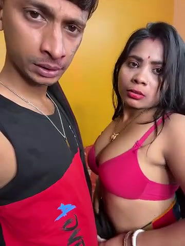 Desi Couple Kissing and Boobs Sucking