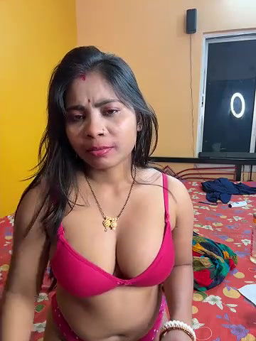 Desi Couple Kissing and Boobs Sucking