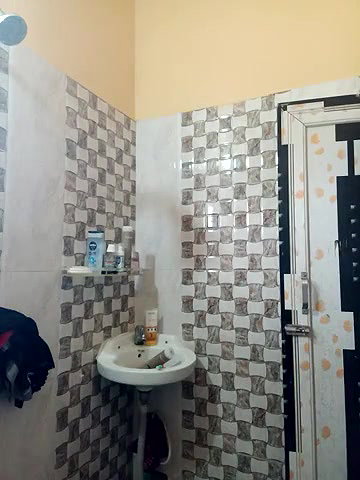 Desi Girl Taking Shower