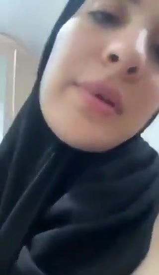Sexy Muslim girlfriend showing her big tits and big white ass
