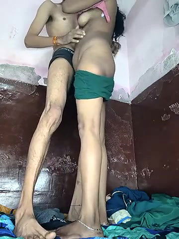 GF giving Handjob to BF