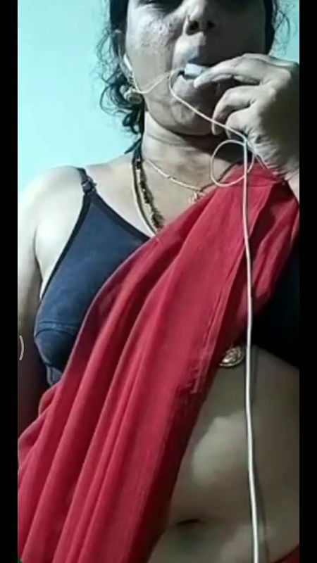 Bhavyasri Hot Aunty Cheating Her Husband