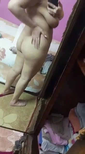 So beautiful Big tits curly short hair sexy babe exposes herself shows her lovely assets to impress her boyfriend P6