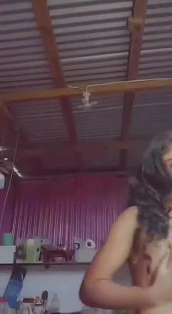 beautiful cute slim gf show boobs