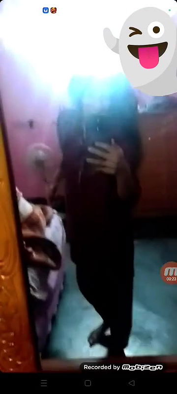 beautiful sexy slim gf showing