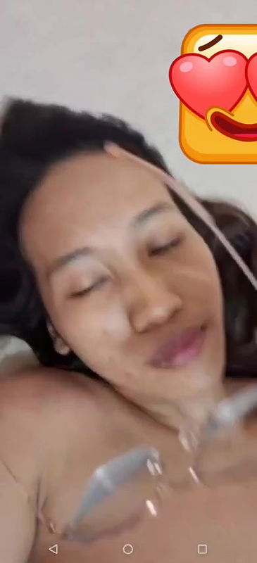 cute pussy showing video call with lover