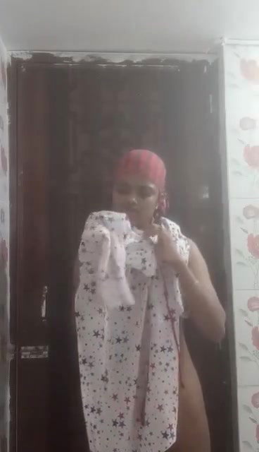 horny slim gf bathing and dress changing