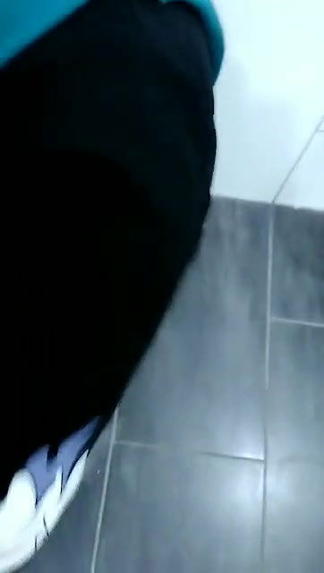 hijabi girlfriend nude show and blowjob