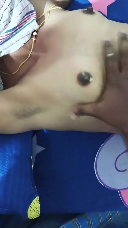 tamil milky boobs wife boobs press husband