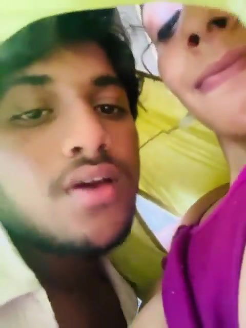 young lovers boobs suck