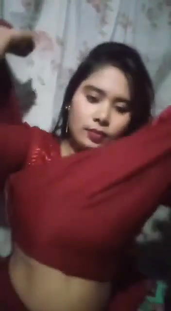 beautiful girl nude show