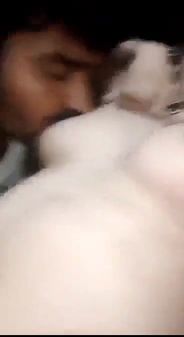 devar ne bhabhi ki boob chusi