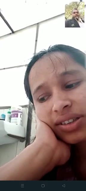 ladki ne vc mein choot dikhayi