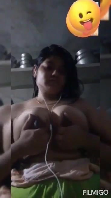 ladki ne badi chuche dikhayi