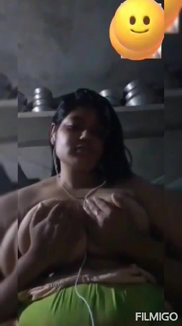 ladki ne badi chuche dikhayi
