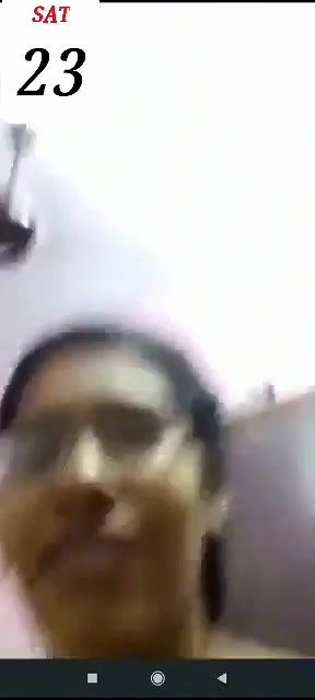 nangi patli ladki ne dress pehni