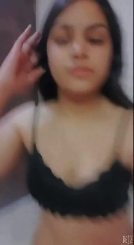 Anshika Sexy Snapchat Girl Nude Stripping