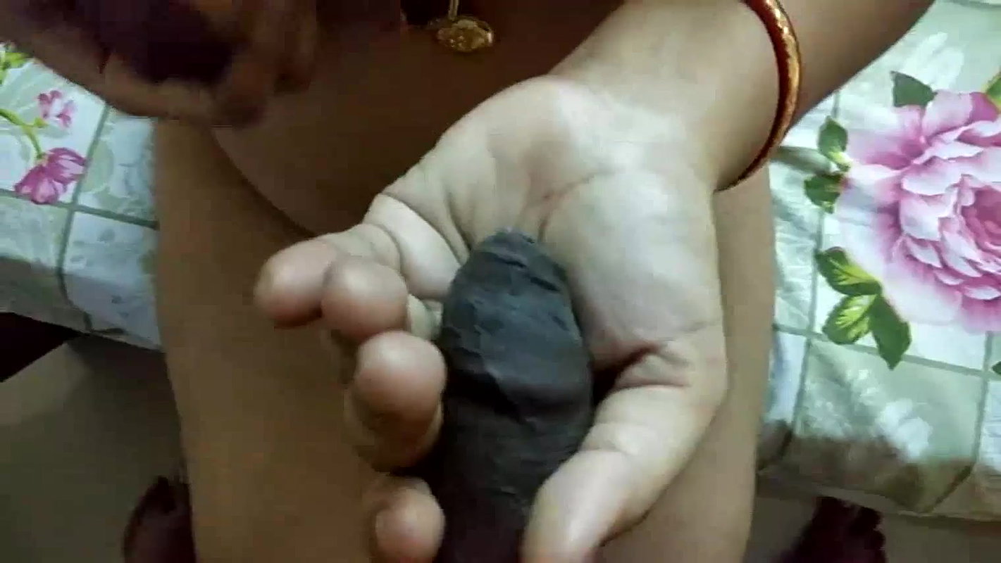 boob dabake doodh girayi