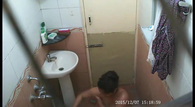 chubby desi bhabhi nude bath