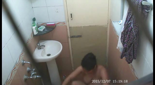 chubby desi bhabhi nude bath