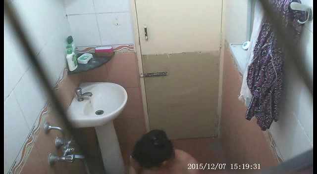 chubby desi bhabhi nude bath