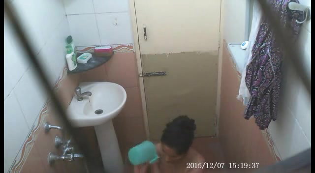 chubby desi bhabhi nude bath