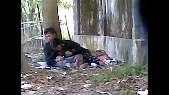 park mein ladki ne lund ki sawari kri