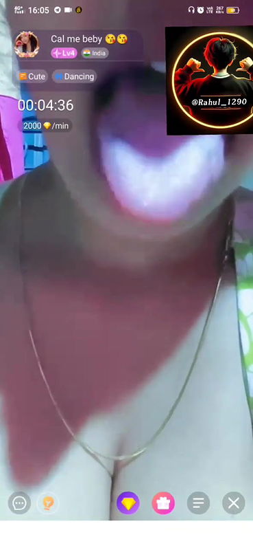 web cam girl nude show