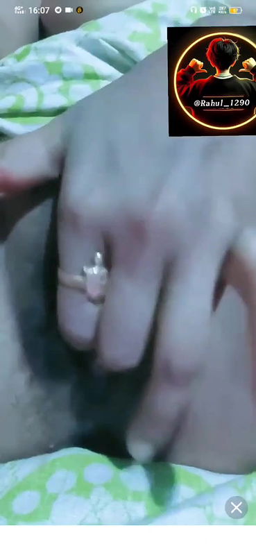 web cam girl nude show